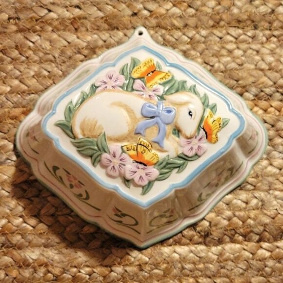 Franklin Mint Other - 1986 Franklin Mint Le Cordon Bleu Easter decorative baking mold, vintage